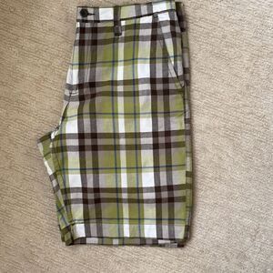 Mens Sonoma Shorts, Green/Brown Plaid, Size 34